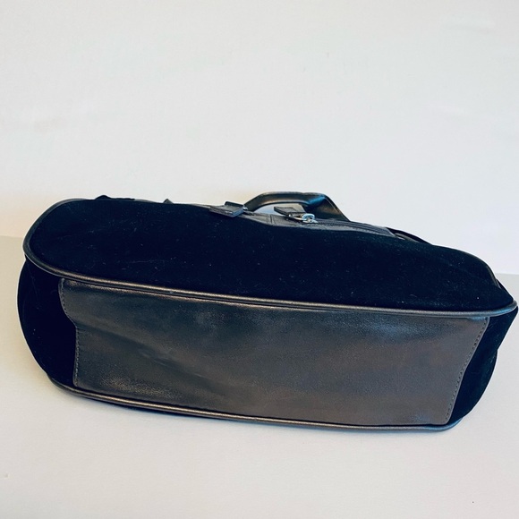 Elizabeth Arden Black and Metallic Clutch Satchel - Picture 4 of 5